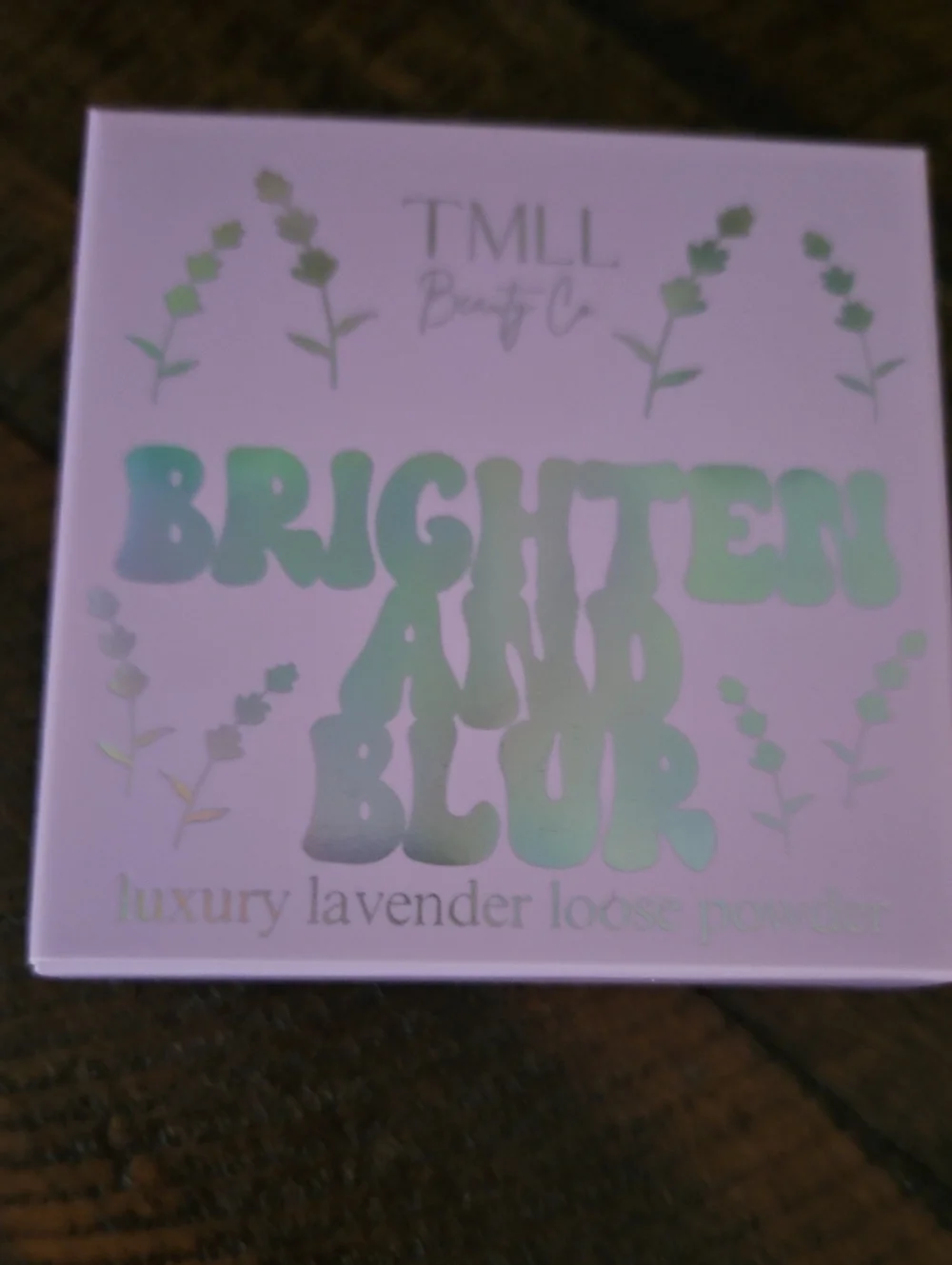 Brighten and Blur Luxury Lavender Loose Powder